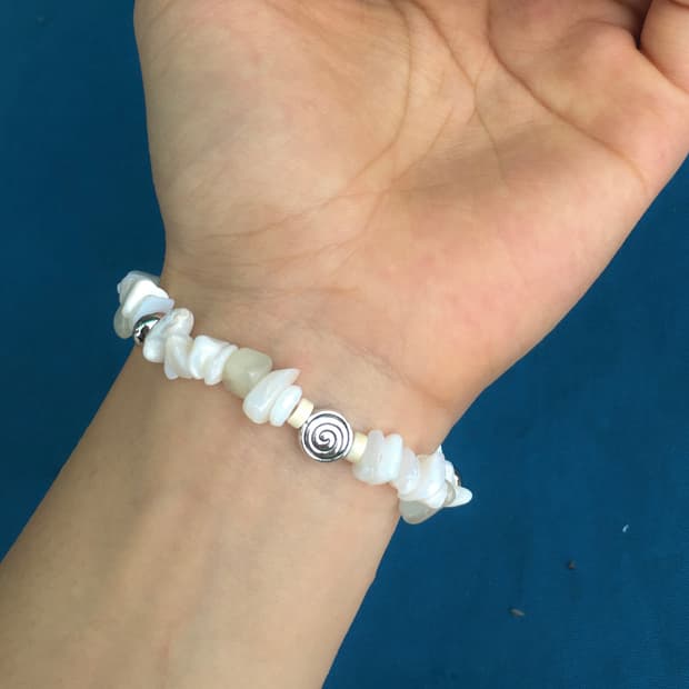 silver shell bracelet