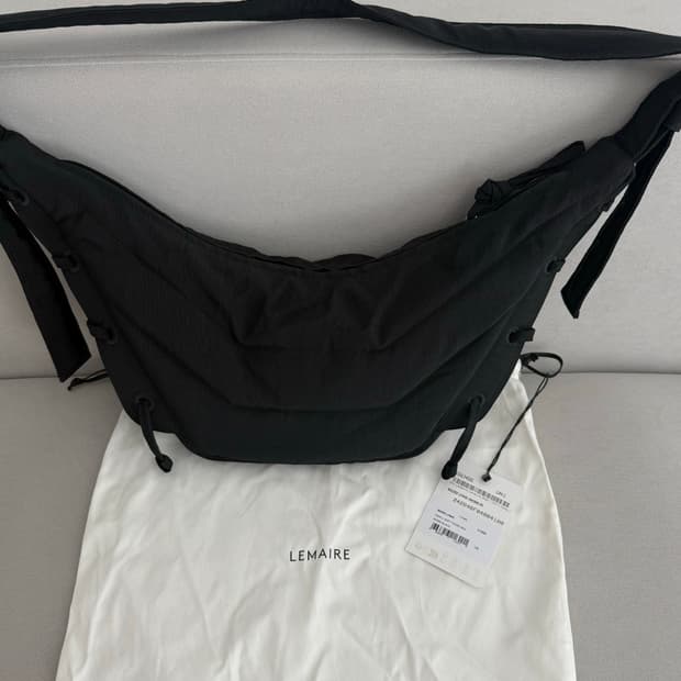 르메르 소프트 게임백 스몰 블랙 (더스트백, 택O)