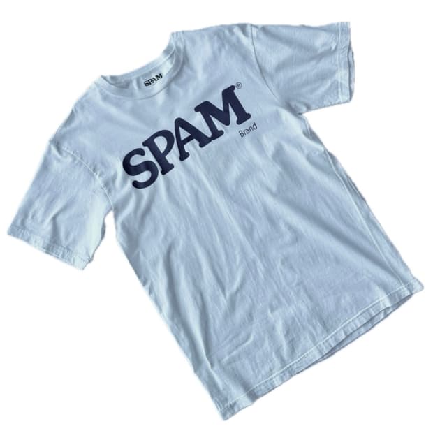 스팸 브랜드 빅 로고 화이트 티셔츠