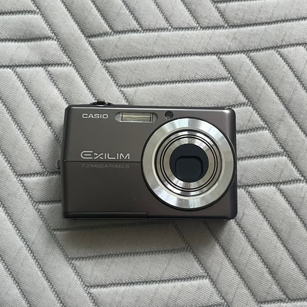 작례) 카시오 엑슬림 z700 디지털 카메라 디카 exilim