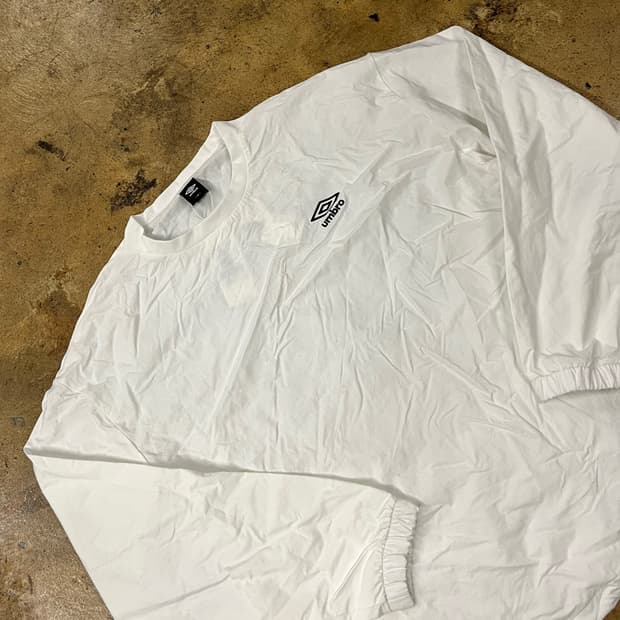 [정품/2XL] 엄브로 화이트 긴팔 티셔츠 b19