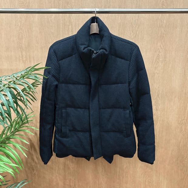 솔리드옴므 패딩 점퍼 하운드투스 텍스처 탈부착 이너 리브 디테일 블랙