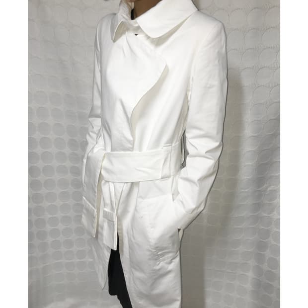 비비안 웨스트우드 화이트 트렌치 코트