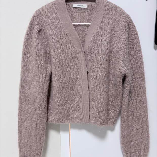 아모멘토 그랜마 가디건 더스트 핑크 o사이즈