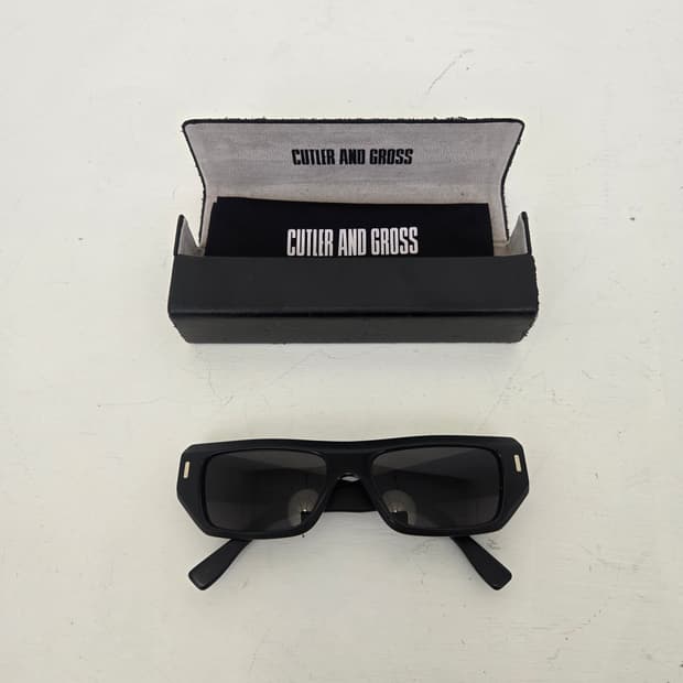 커틀러 앤 그로스 1367 browline 선글라스 black