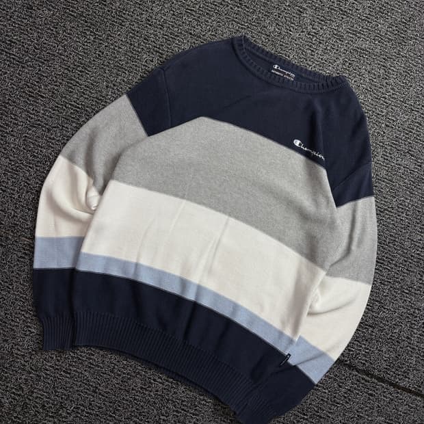 00s 챔피온 올드스쿨 박시핏 단가라 니트 2272