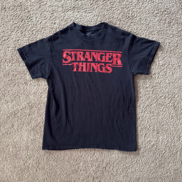 기묘한 이야기 Stranger Things 로고 티셔츠