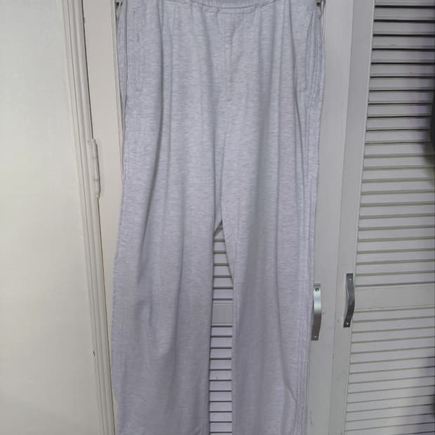 32 언어펙티드 트레이닝 바지 와이드