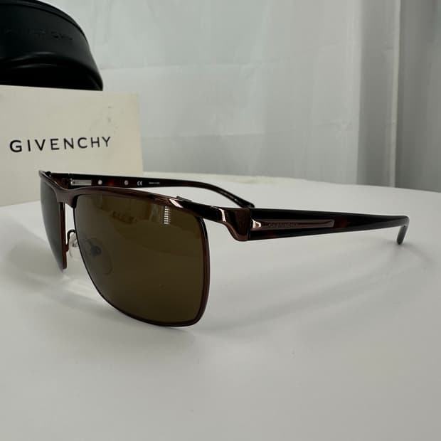 [새상품 무료배송] 정품 지방시 Made in Italy 선글라스