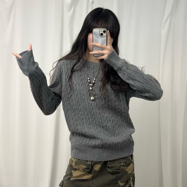 Tommy Hilfiger gray cable knit