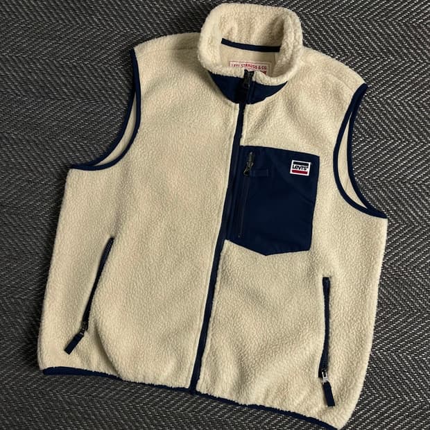 리바이스 레트로 플리스 베스트 네추럴y 3419