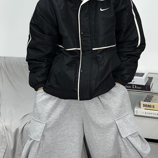 나이키 올드스쿨 화이트 라인 누빔 점퍼 M