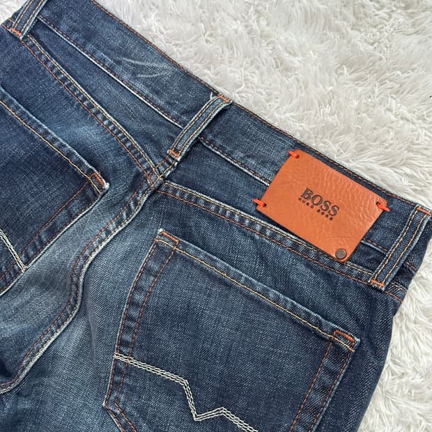 HUGO BOSS 레귤러핏 청바지 W30 L32
