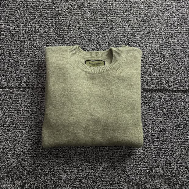 유니폼 브릿지 라인 크루넥 니트 3323