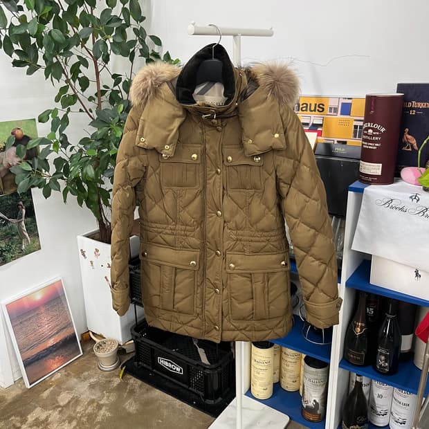 버버리브릿 우먼 구스다운 패딩점퍼 M