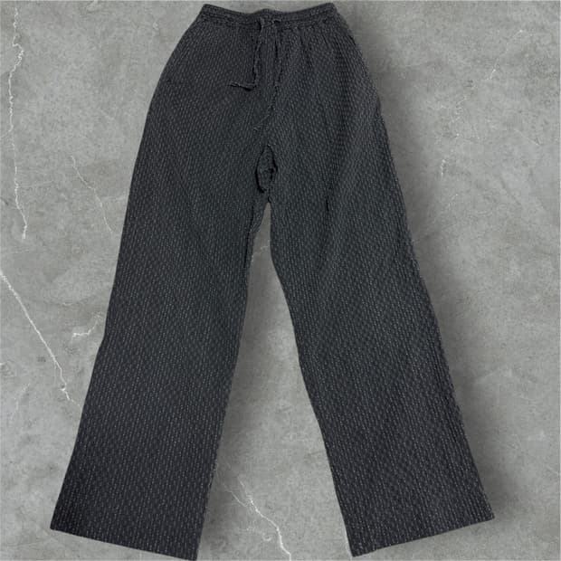 플리츠 와이드 팬츠 블랙