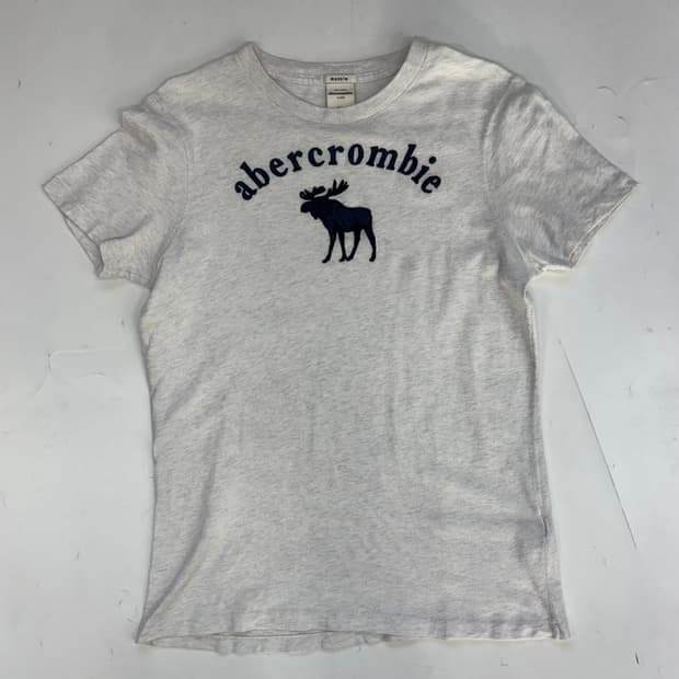 아베크롬비 머슬핏 자수 반팔 티셔츠