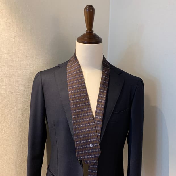 셀린느(CELINE) 기하학적패턴 명품넥타이 최상급 A+ 8.5cm