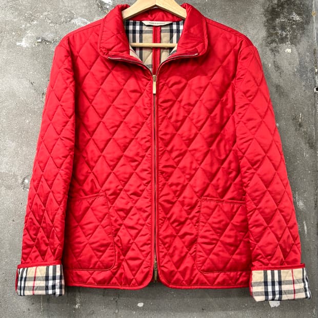 Burberry 버버리 레드 퀄팅 집업 자켓