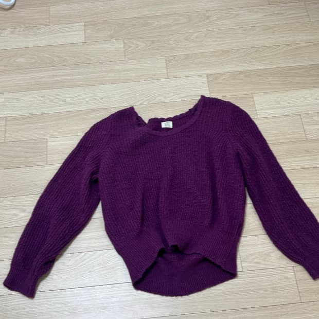 레터프롬문 플럼 니트