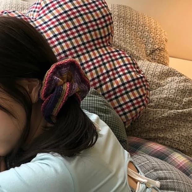 코이세이오 스크런치 머리끈 구해요 ㅠㅠ!