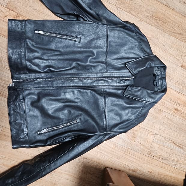 자라 레더자켓 m