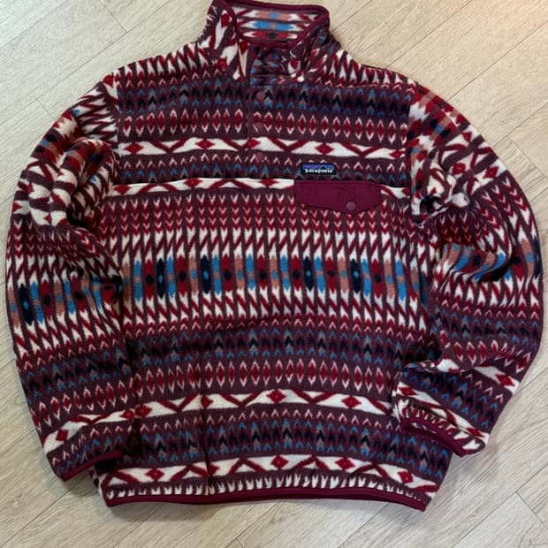 M) 파타고니아 신칠라 아즈텍 플리스