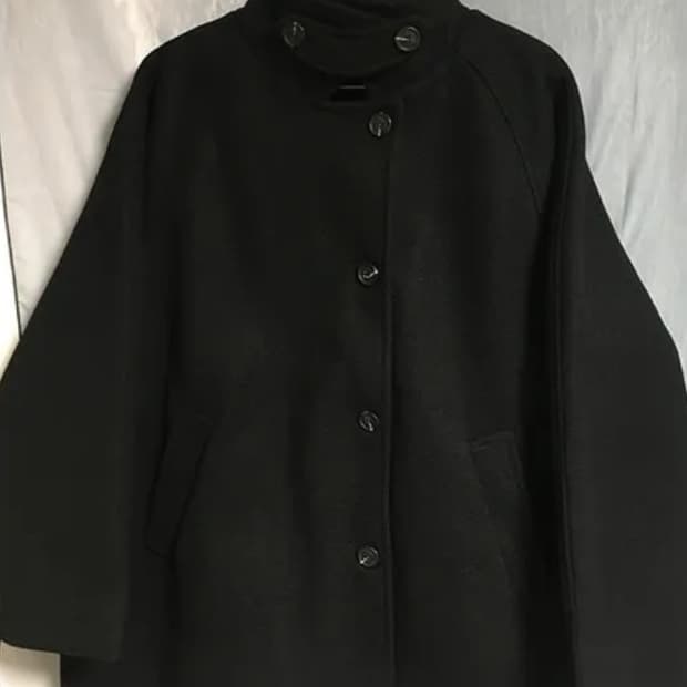 하이넥 하프코트 판매합니다