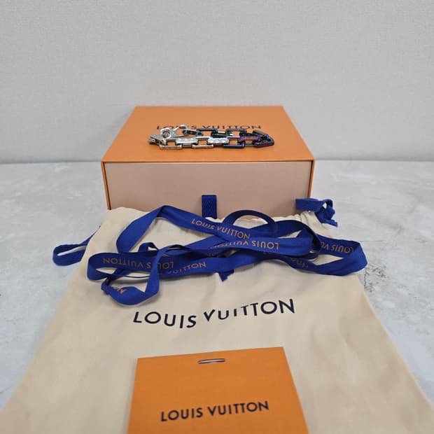 한정판 루이비통 모노그램 버질아블로 체인 팔찌 레인보우 판매