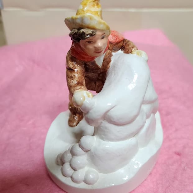 수작업 도자기 피겨린인형