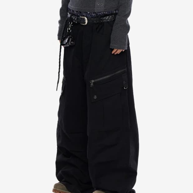 Knee Pin-Tuck Zippered Cargo Pants