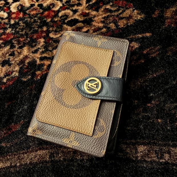 루이비통 중지갑