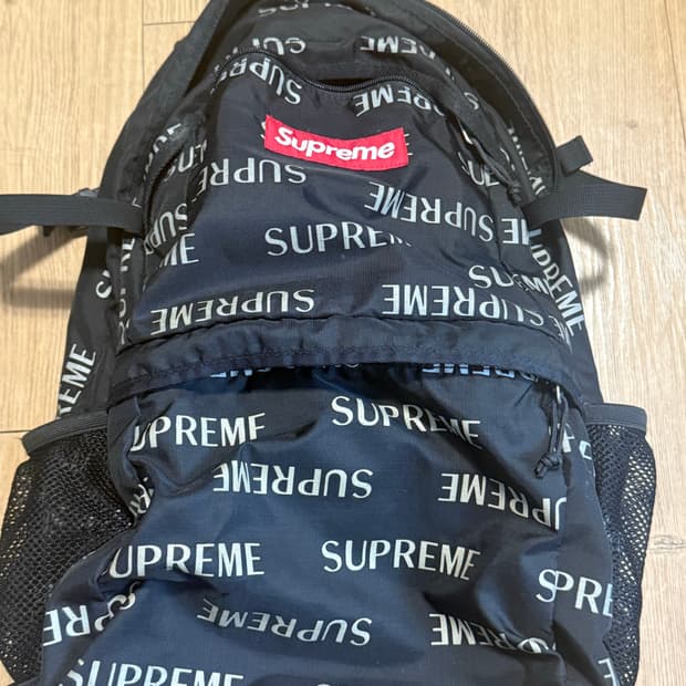 슈프림 올 오버 프린트 백팩 블랙