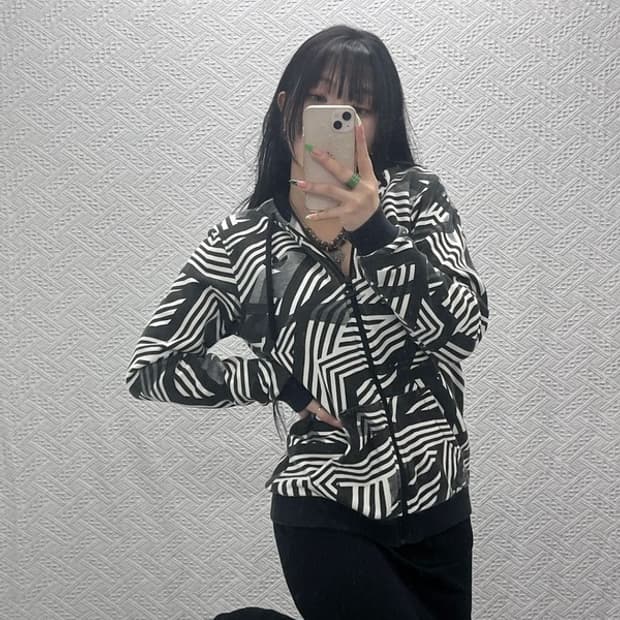 아디다스 유니크 키치 기하학 패턴 져지 후드집업 90 C08888