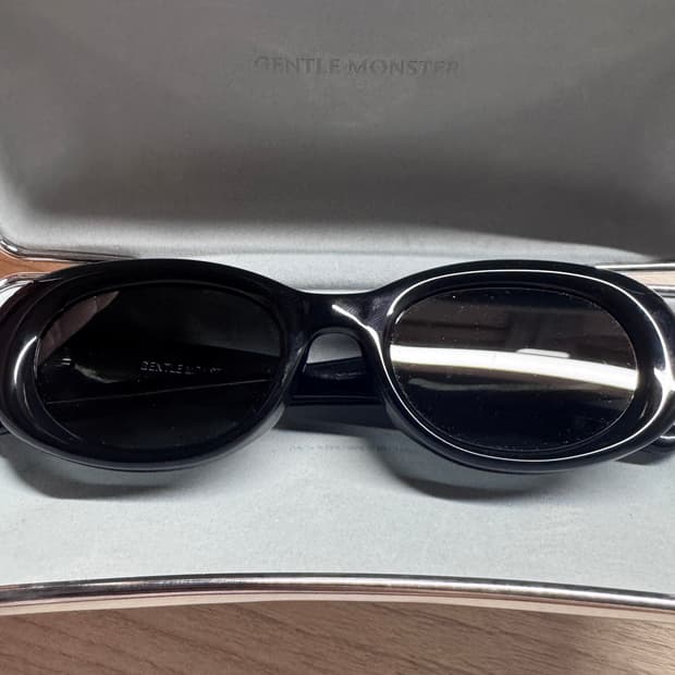 젠틀몬스터 이브 01