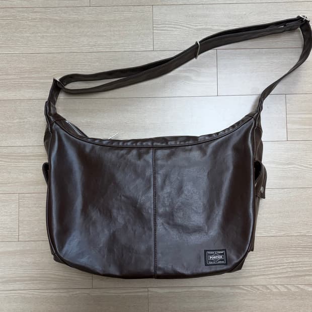 요시다포터 프리스타일 크로스백 브라운 (707-07173) (미사용에 가