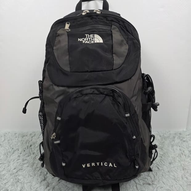 노스페이스 버티컬 백팩 31리터