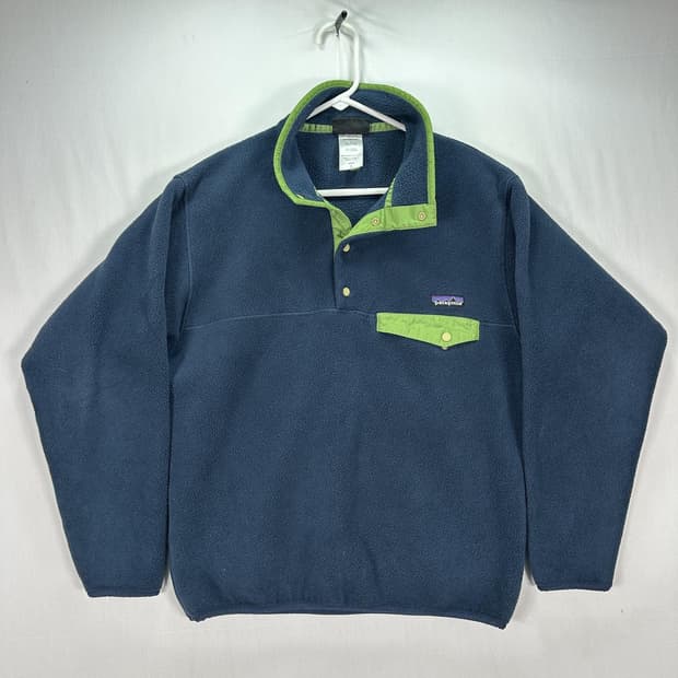 08FW 파타고니아 클래식 신칠라 스냅-티 플리스 네이비/라임