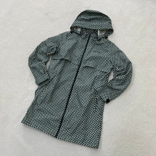 90 마모트 여성 후드 바람막이 0401M