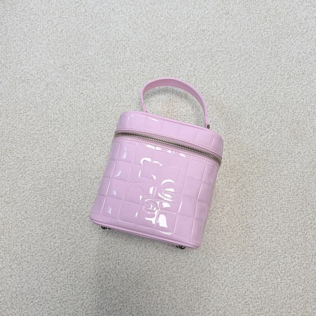 꾸레쥬 핑크 베니티 백