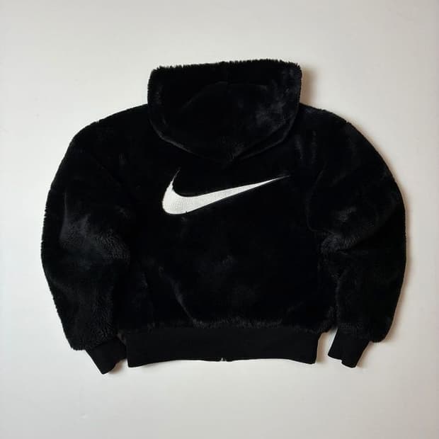 나이키 22FW 에센셜 페이크 퍼 빅로고 후디 집업 PN8658