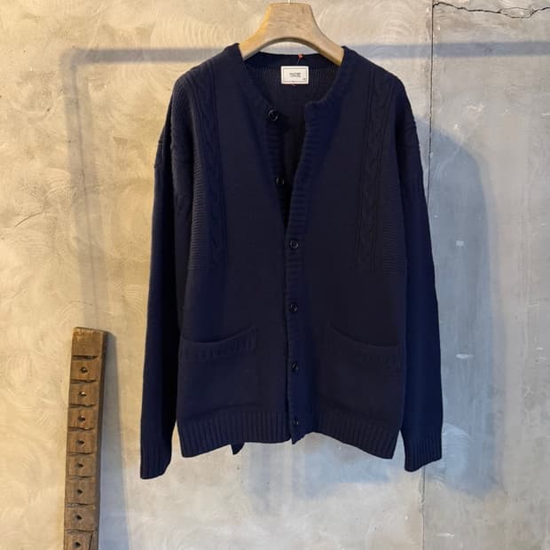 어나더오피스 니트 가디건 남성100