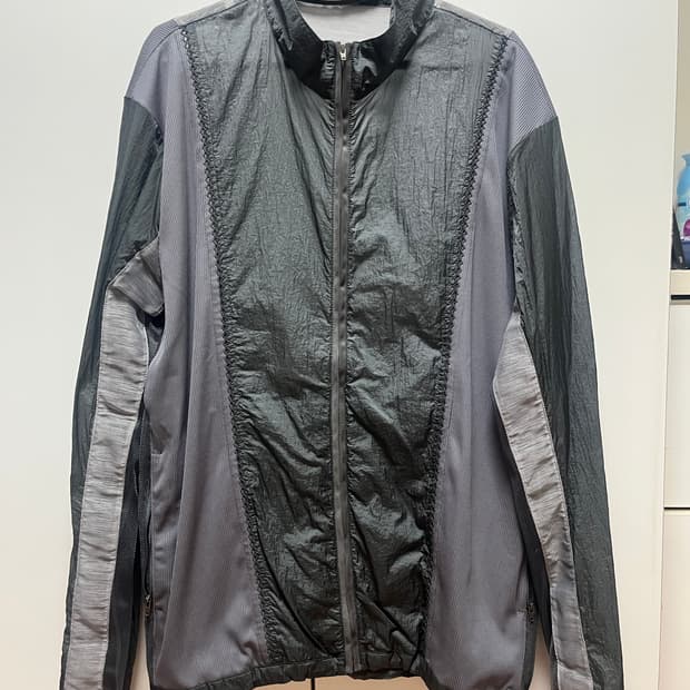 EP.5 SYNOPSIS 01 JACKET CHARCOAL