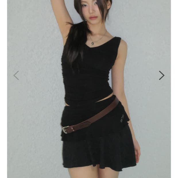 애즈온 모아 스커트 블랙