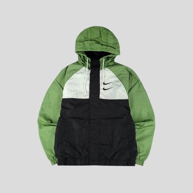 나이키 더블스우시 바람막이 삽니다