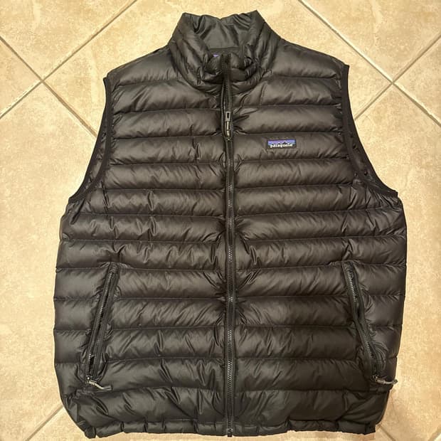 파타고니아 다운 스웨터 베스트 블랙