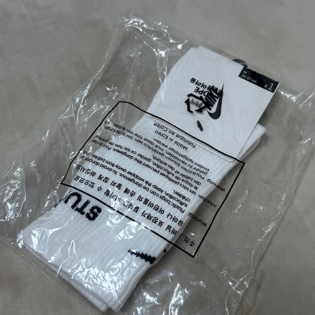 Nike x Stussy NRG 크루 삭스 화이트 블랙