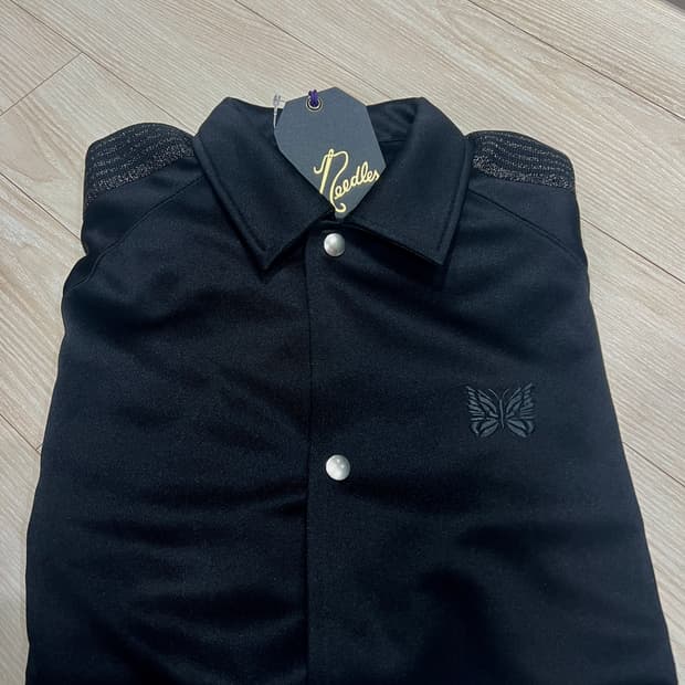 (L)(새상품) Needles 니들스 트랙자켓 트랙탑 블랙 실버