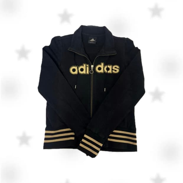 아디다스 블랙 레터링 면집업 85사이즈 판매합니다!