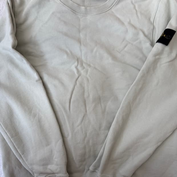 백화점판/23년식 스톤아일랜드 맨투맨 XL